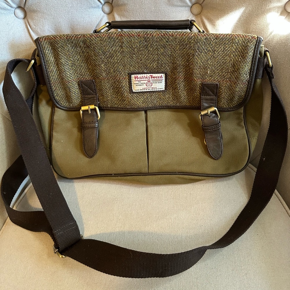Harris Tweed messenger bag